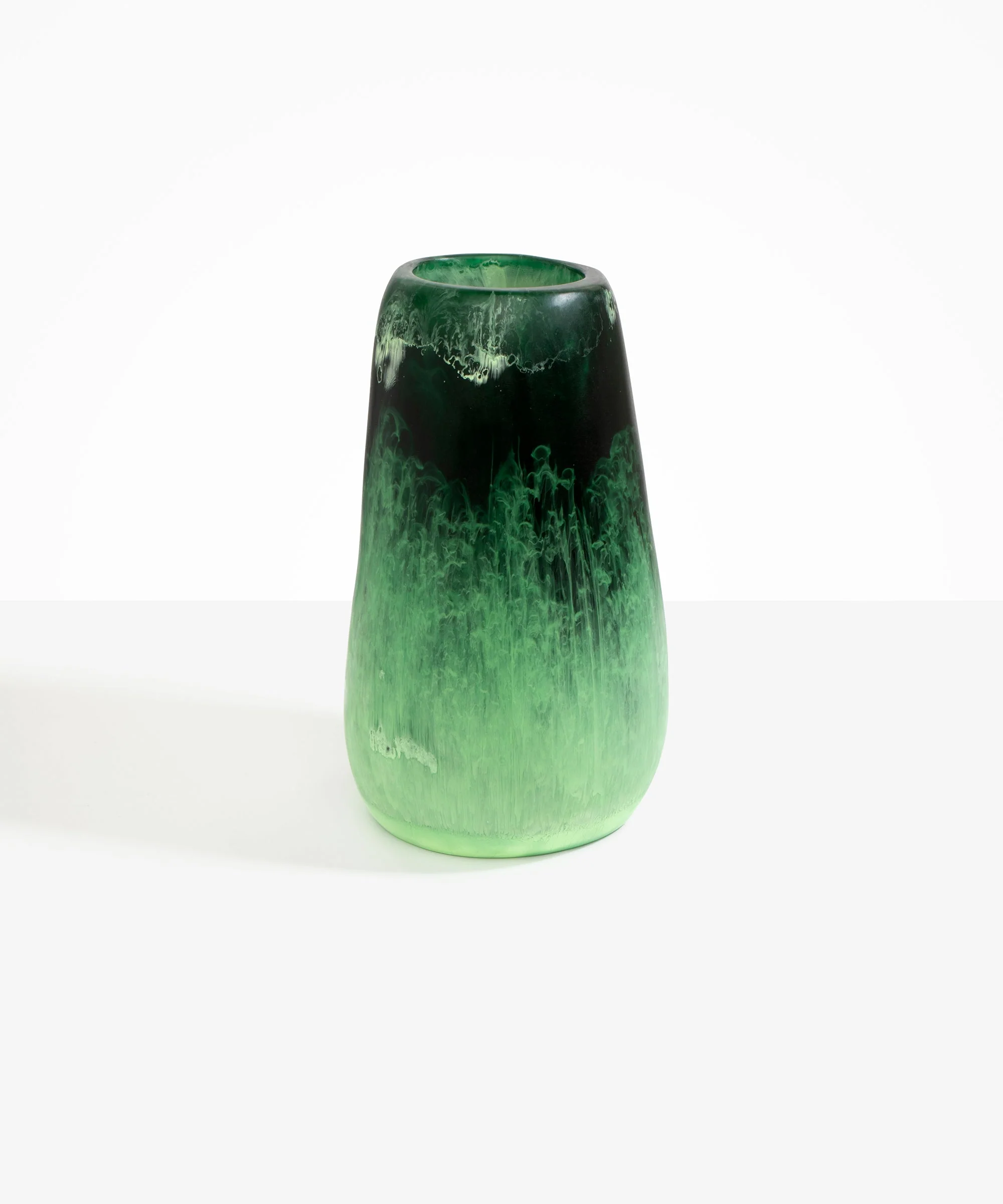 Grand Pebble Vase - Image 31