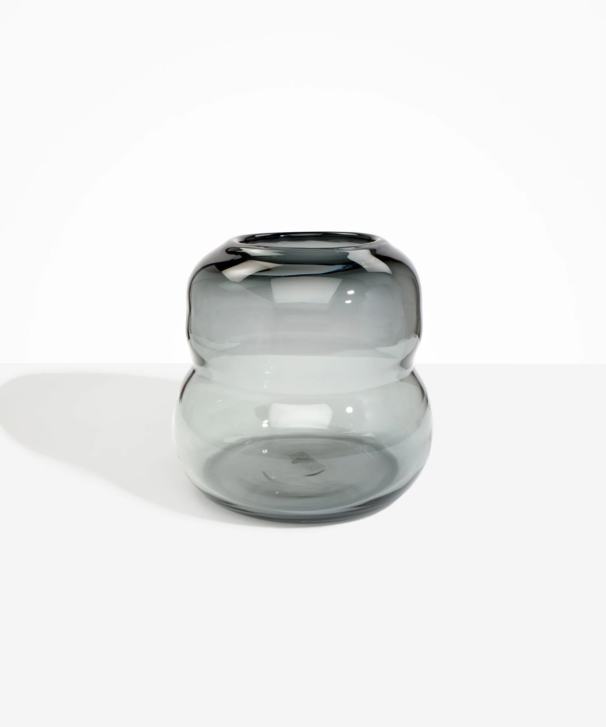 Large Glass Beehive Vase - Image 10