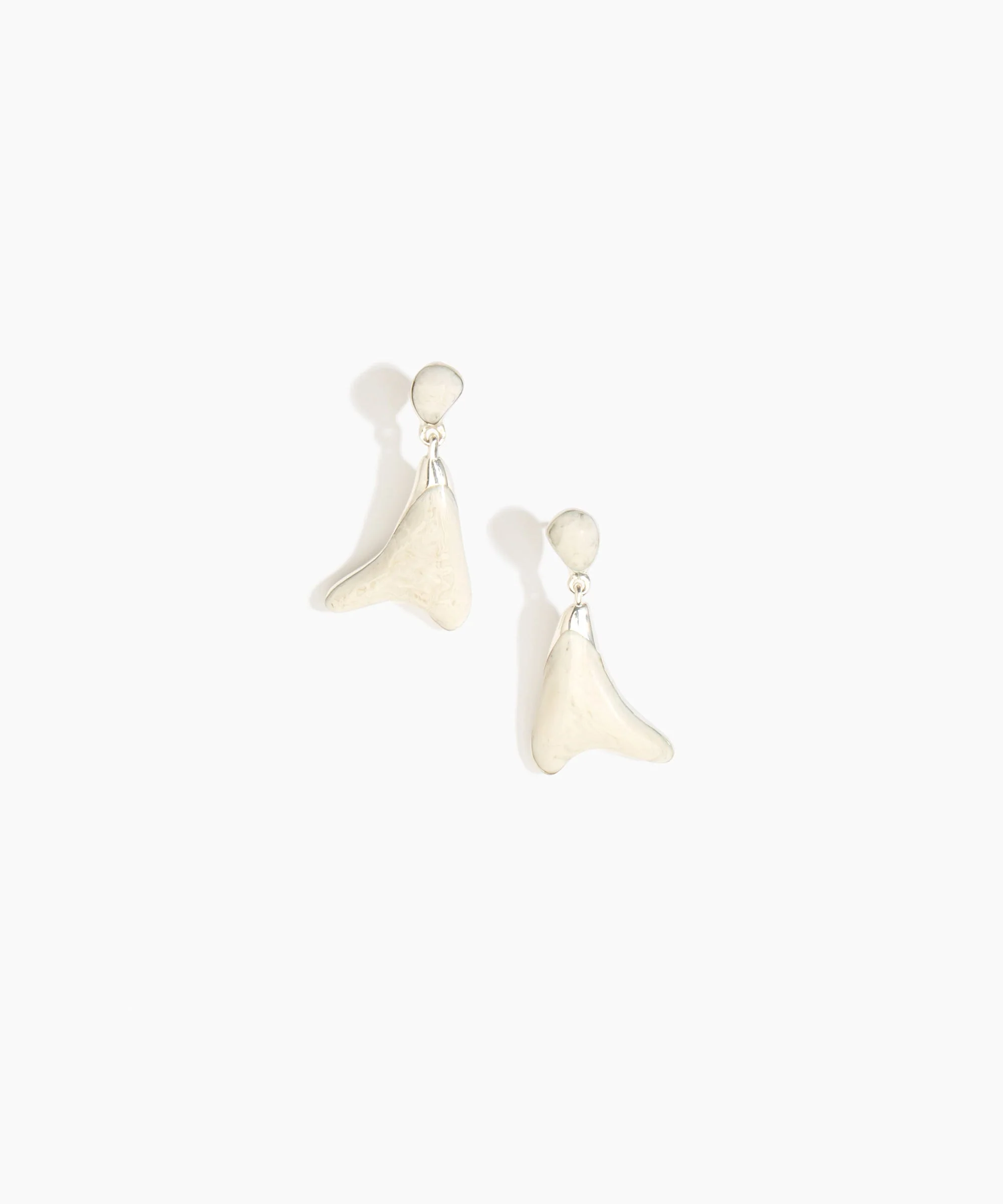 Medium Wishbone Earrings