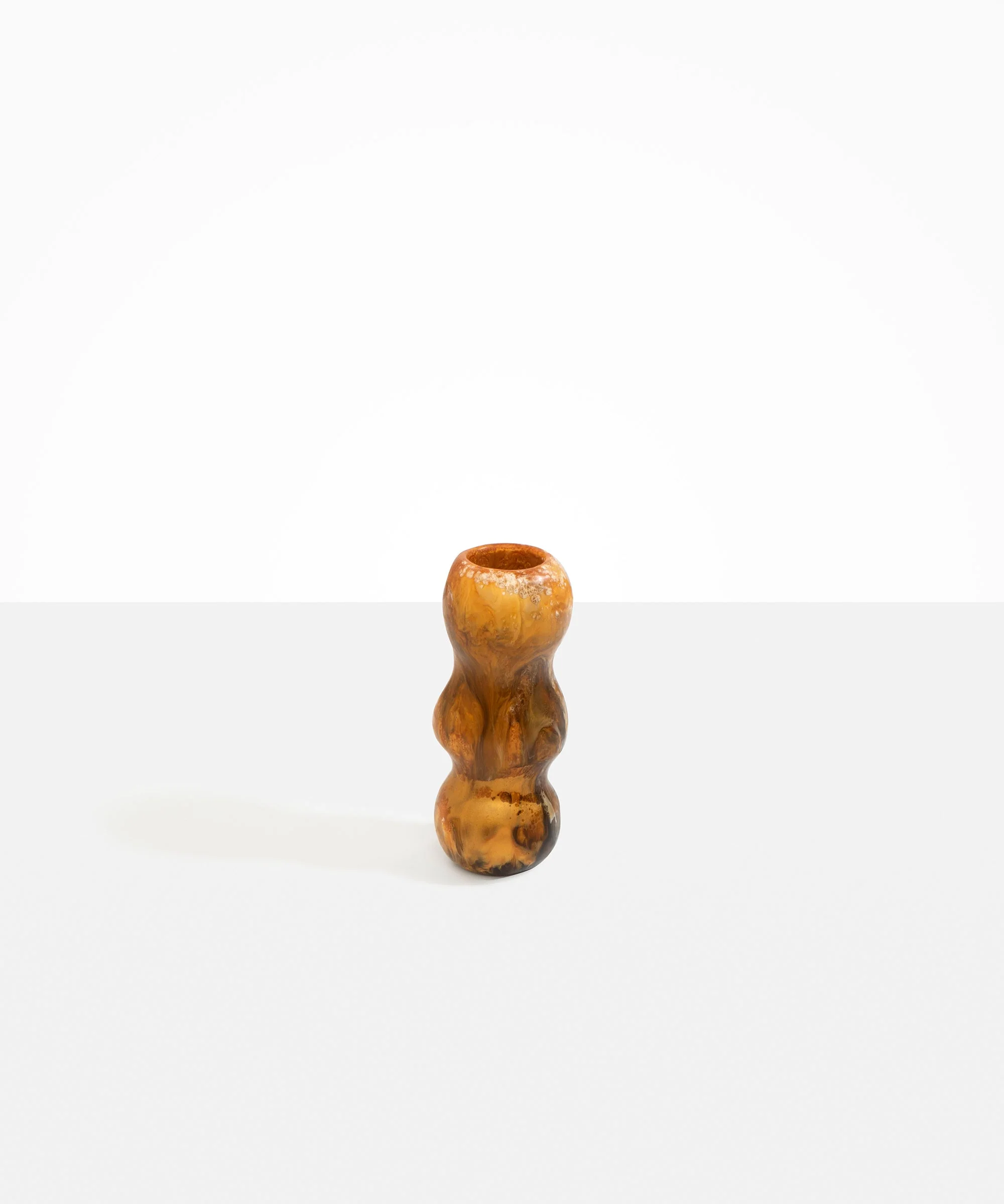 Small Mountain Vase - Image 10