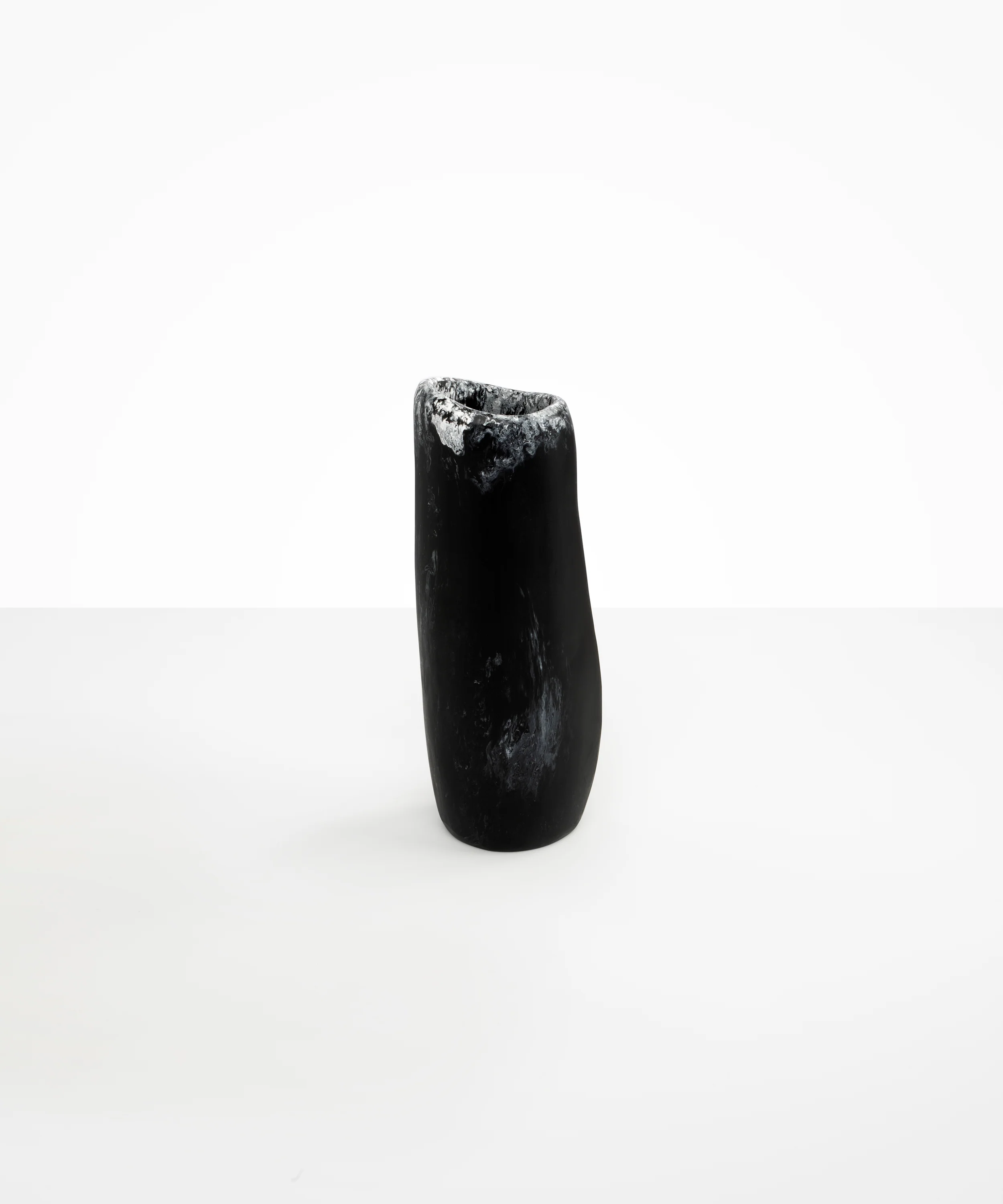 Temple Vase - Image 19